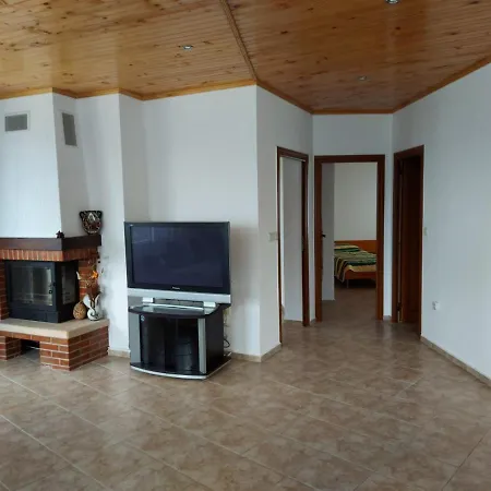 текето Holiday home Obrochishte